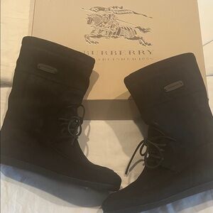 SALE!! Burberry BrandNew NIB Woman’s Suede WinterBoots full lined Md Italy 5.5-6